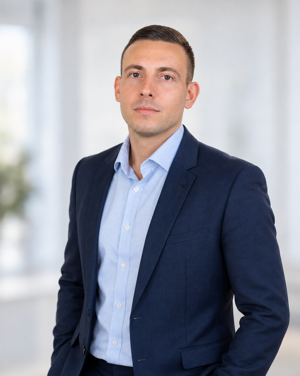 Porträt von Igor Pavlovic, Partner bei AUFWERTS